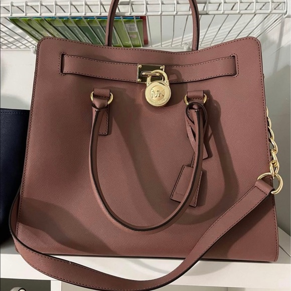 Authentic MK purse - Picture 1 of 1
